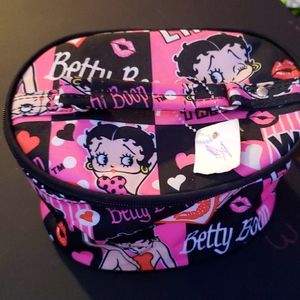 Makeup bag